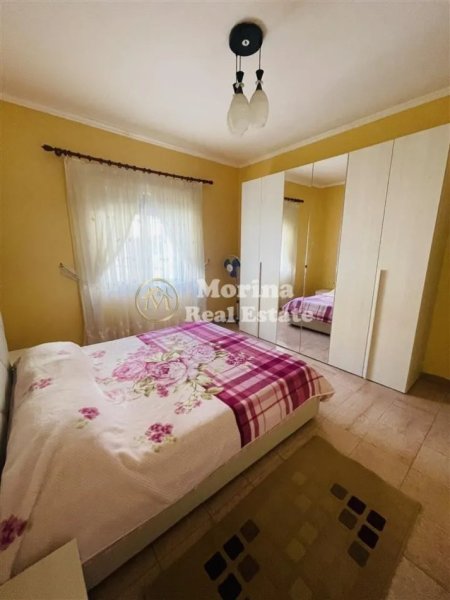 Tirane, jepet me qera apartament 2+1+Ballkon Kati 2, 100 m² 500 € (Ish Restorant Durresi)