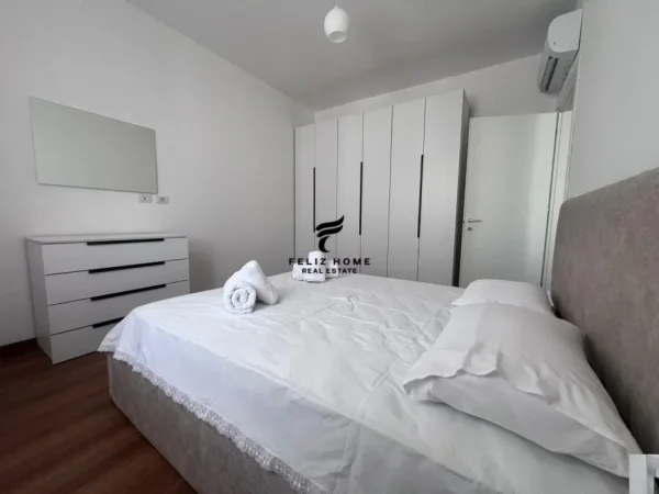 Tirane, jepet me qera apartament 1+1+Ballkon Kati 6, 70 m² 650 € (JORDAN MISJA)