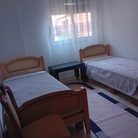 Tirane, jepet me qera apartament 2+1 Kati 2, 80 m² 600 € (zogu i zi)