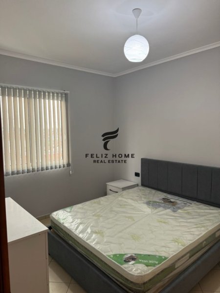 Tirane, jepet me qera apartament 1+1+Ballkon Kati 2, 75 m² 450 € (BULEVARDI I RI)