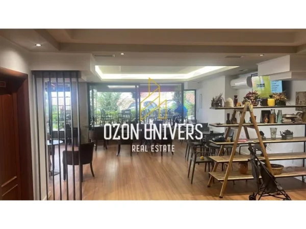 Tirane, shitet lokal Kati 0, 84 m² (Idriz Dollaku)