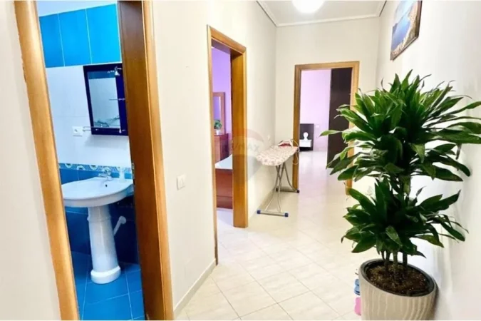 Vlore, shitet apartament 2+1 Kati 5, 108 m² 270.000 € (Vlore)