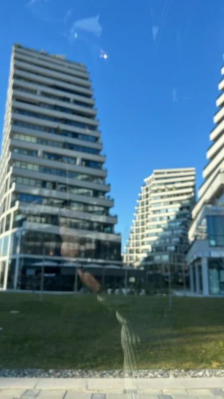 Tirane, shitet apartament 2+1+Ballkon Kati 13, 131 m² 423.000 € (Lake View Residence Liqeni)