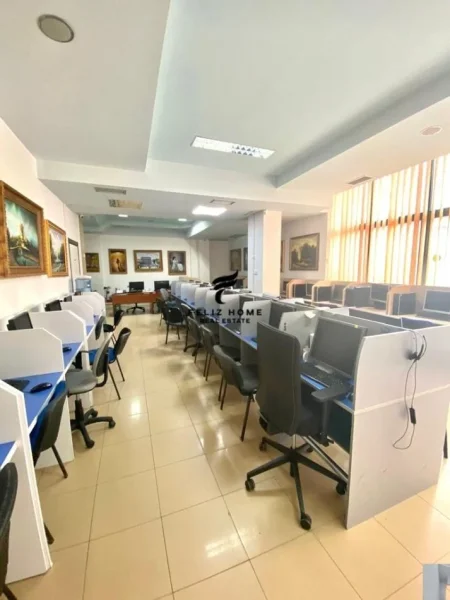 Tirane, shitet ambjent biznesi Kati 0, 216 m² 580.000 € (RRUGA E ELBASANIT)