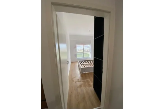 Tirane, jepet me qera apartament 1+1 Kati 7, 59 m² 450 € (Ali Demi)