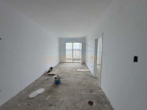 Durres, shitet apartament 1+1+Ballkon Kati 7, 67 m² 97.150 € (QERRET)
