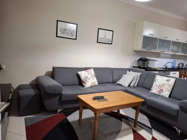 Tirane, shitet apartament 1+1 Kati 1, 61 m² 170.000 € (Liqeni i Thate)