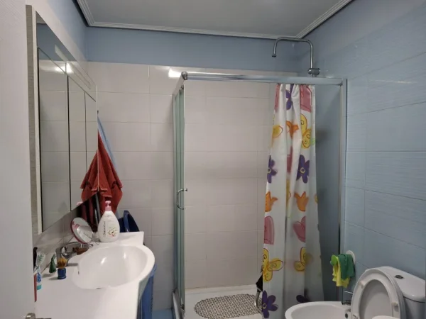 Tirane, shitet apartament 1+1 Kati 1, 61 m² 170.000 € (Liqeni i Thate)