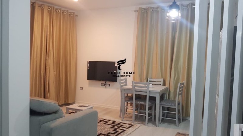 Tirane, jepet me qera apartament 1+1 Kati 2, 60 m² 650 € (KOMUNA E PARISIT)