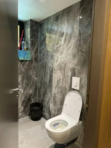 Tirane, shitet ambjent biznesi Kati 0, 61 m² 200.000 € (Rr. Elbasanit)