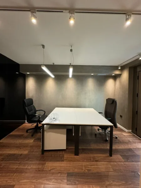 Tirane, shitet ambjent biznesi Kati 0, 61 m² 200.000 € (Rr. Elbasanit)
