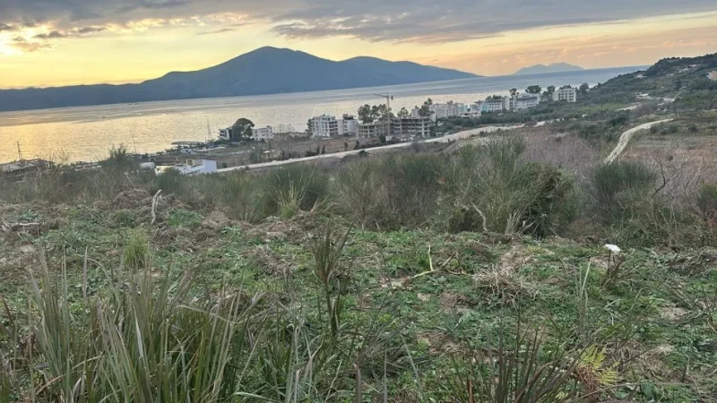 Vlore, shes toke , 2.250 m² 225.000 € (Rradhime)