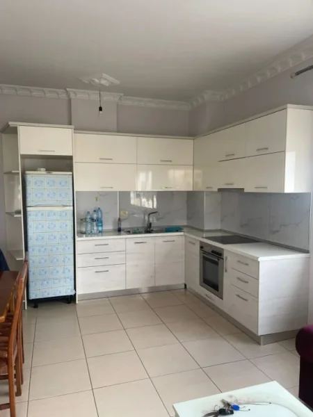 Tirane, jepet me qera apartament Kati 4, 90 m² 350 € (Fresk)