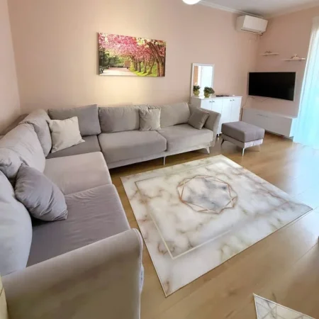 Tirane, shitet apartament 1+1 , 60 m² 95.000 € (Brryli)