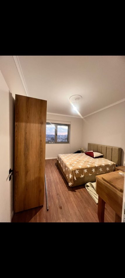 Tirane, jepet me qera apartament 1+1 Kati 5, 75 m² 500 € (Ish Fusha Aviacionit)