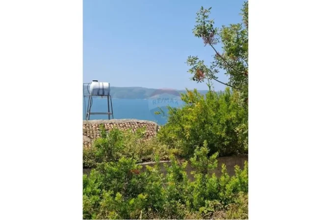 Vlore, shitet truall , 500 m² 70.000 € (Radhime)