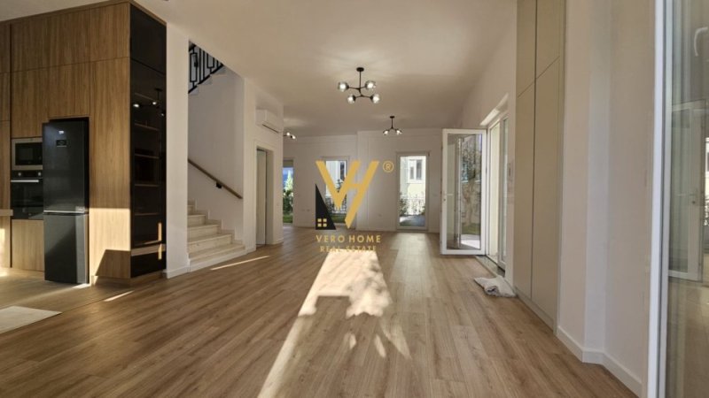 Tirane, jepet me qera Vile 3 Katshe Kati 0, 250 m² 2.800 € (SAUK)