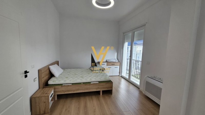 Tirane, jepet me qera Vile 3 Katshe Kati 0, 250 m² 2.800 € (SAUK)