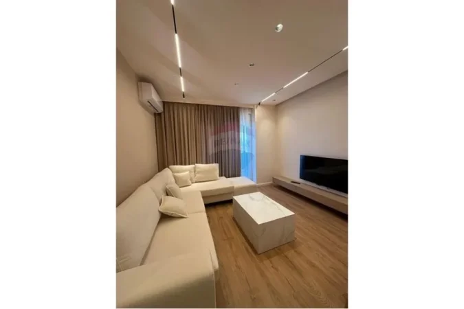 Tirane, jepet me qera apartament 1+1 Kati 3, 70 m² 550 € (Pallati me Shigjeta)