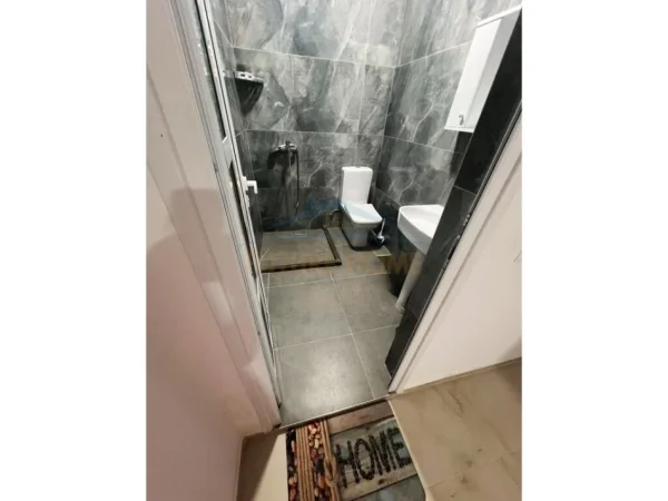 Durres, jepet me qera apartament 1+1 Kati 1, 59 m² 350 € (Shkembi Kavajes, Durres)
