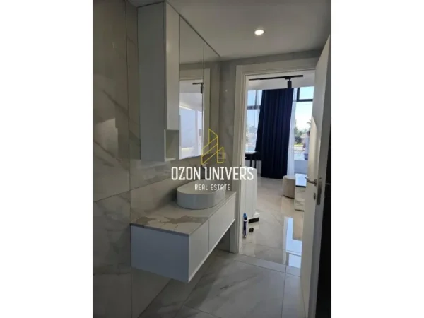 Vlore, shitet apartament duplex 1+1 Kati 0, 98 m² 325.000 € 