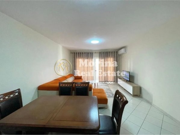 Tirane, jepet me qera apartament 2+1+Ballkon Kati 4, 110 m² 500 € (Astir)