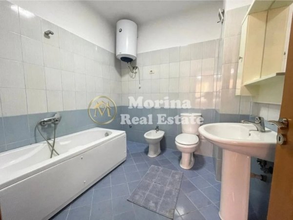 Tirane, jepet me qera apartament 2+1+Ballkon Kati 4, 110 m² 500 € (Astir)
