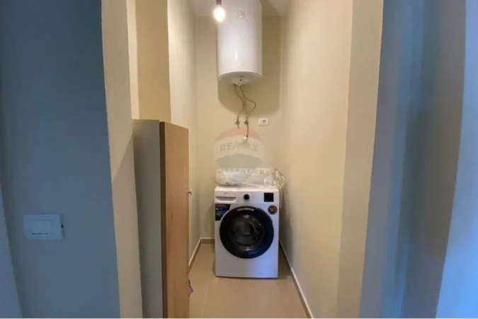 Tirane, jepet me qera apartament 1+1 Kati 2, 70 m² 450 € (Don Bosko)