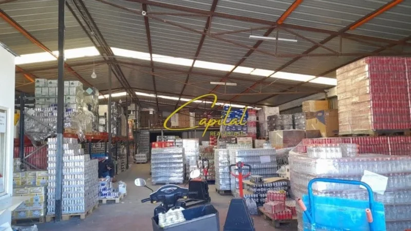 Tirane, jepet me qera ambjent biznesi Kati 0, 700 m² 3.500 € (SELITE)