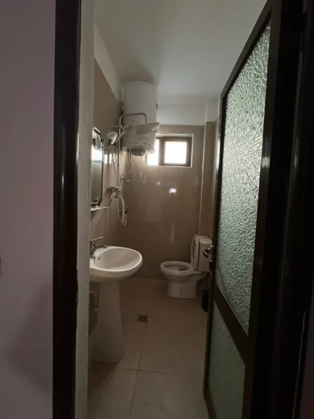 Durres, shitet hotel Kati 3, 600 m² 1.200.000 € (Shkembi i Kavajes)