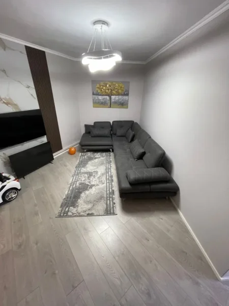 Tirane, shitet apartament 3+1 , 110 m² 165.000 € (Astir)