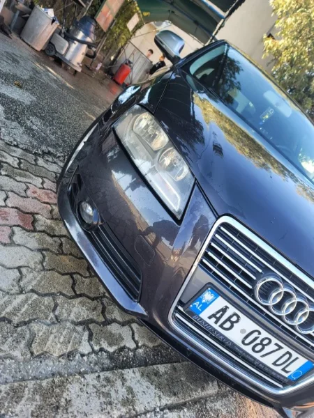 Durres, shitet makine Shitet ose ndrrohet Audi a3 1.9 viti 2009 Nafte, e zeze Kondicioner 260.000 km 4.501 €