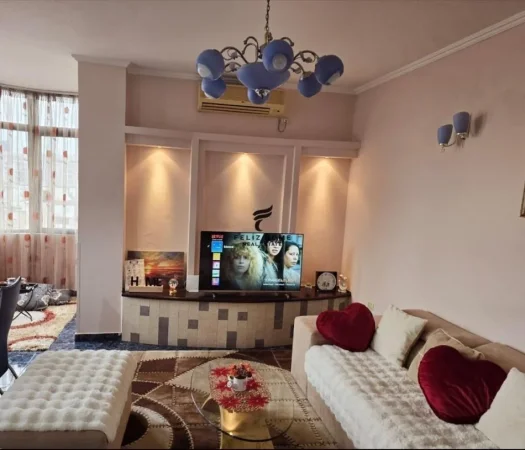 Tirane, shitet apartament 1+1+Ballkon Kati 8, 81 m² 184.000 € (QENDER)