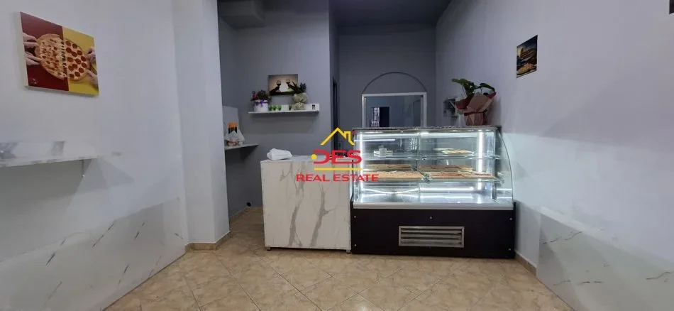 Vlore, shitet ambjent biznesi Kati 0, 70 m² (Rruga Sadik Zotaj)