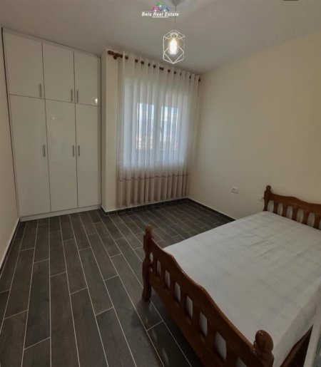 Tirane, jepet me qera apartament 2+1 Kati 6, 85 m² 500 € (rruga e kavajes)