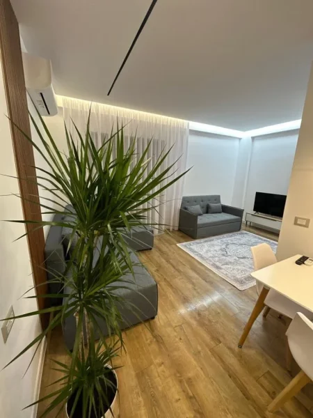 Tirane, jepet me qera apartament 2+1+Aneks+Ballkon Kati 3, 85 m² 600 € (Liqeni i Thate)