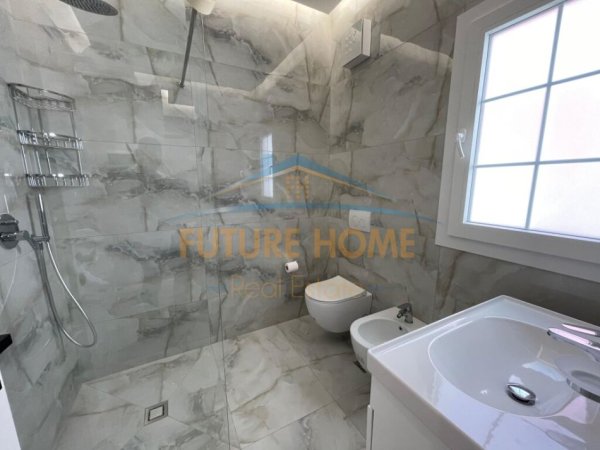 Tirane, jepet me qera apartament 1+1+Verande, Kati 2, 70 m² 830 € (Rruga e Durresit)