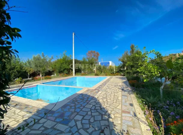 Durres, shitet hotel Kati 3, 930 m² 1.300.000 € (Plepa)