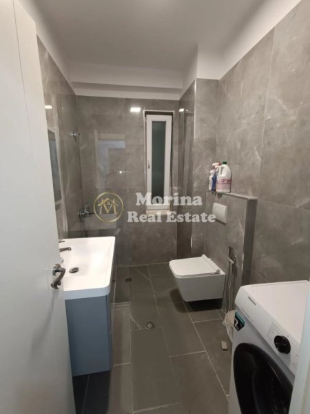 Tirane, jepet me qera apartament 2+1+Ballkon Kati 2, 114 m² 550 € (Rruga Elbasanit)