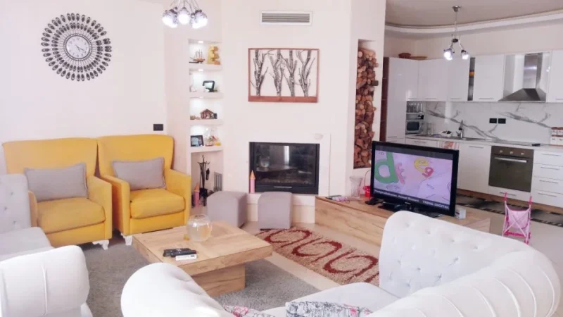 Tirane, shitet apartament 4+1 , 500 m² 370.000 € (Astir)