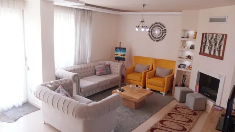 Tirane, shitet apartament 4+1 , 500 m² 370.000 € (Astir)