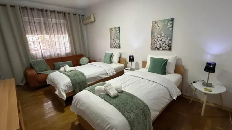 Tirane, jepet me qera apartament 2+1+Ballkon Kati 3, 83 m² 550 € (Pazari I ri)