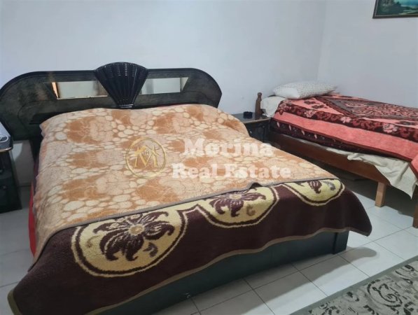 Tirane, jepet me qera garsonier Kati 0, 30 m² 350 € (Stacioni i Trenit)