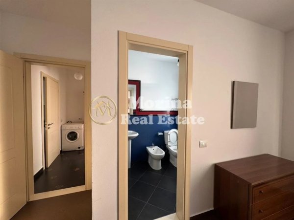 Tirane, jepet me qera apartament 2+1 Kati 7, 129 m² 500 € (Casa Italia)