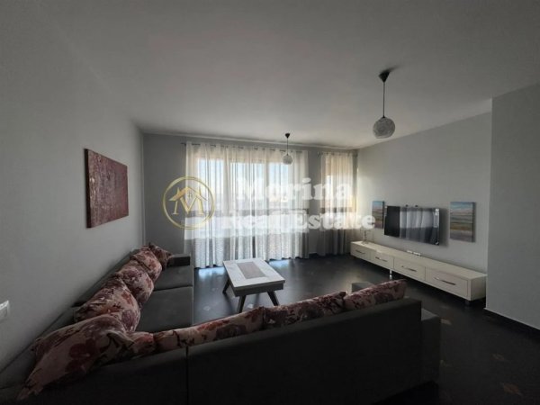 Tirane, jepet me qera apartament 2+1 Kati 7, 129 m² 500 € (Casa Italia)