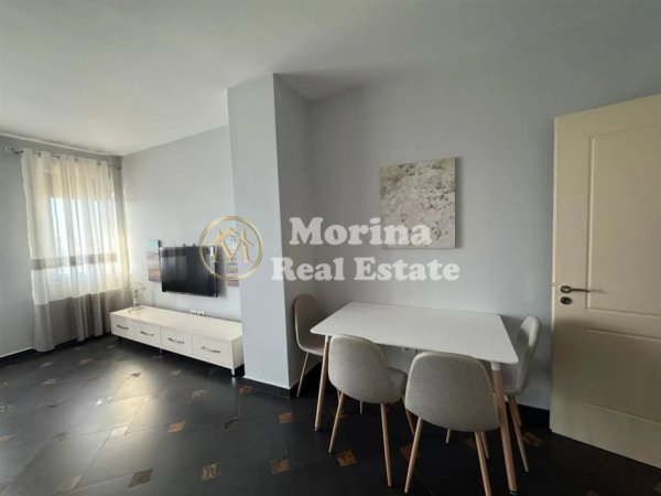 Tirane, jepet me qera apartament 2+1 Kati 7, 129 m² 500 € (Casa Italia)