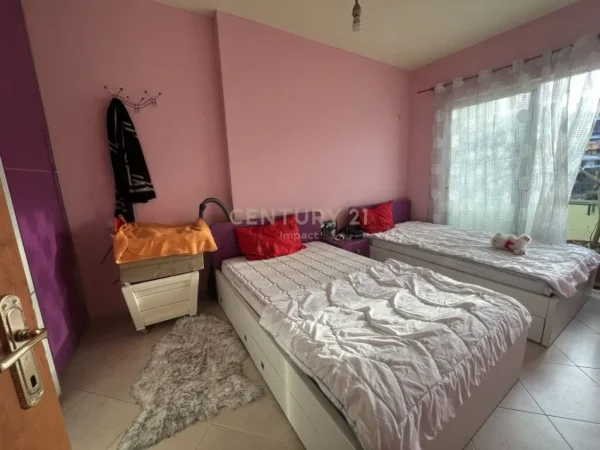 Tirane, shes apartament 2+1+Ballkon Kati 2, 100 m² 125.000 € (rruga teodor keko)