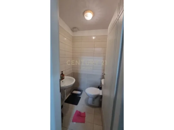 Tirane, shes ambjent biznesi Kati 1, 89 m² 177.000 € (rruga ish fusha e aviacionit)