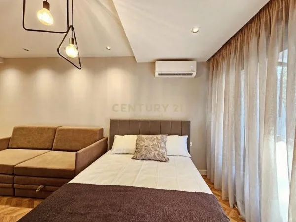 Tirane, jepet me qera apartament 1+1+Aneks+Ballkon Kati 2, 45 m² 595 € (Rruga e Elbasanit)