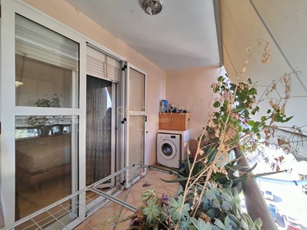 Tirane, jepet me qera apartament 1+1+Aneks+Ballkon Kati 5, 75 m² 570 € (Rruga e Elbasanit)